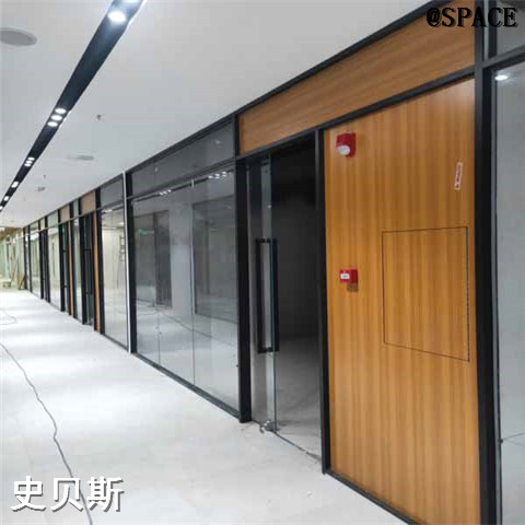 茂名黑色隔断墙工艺